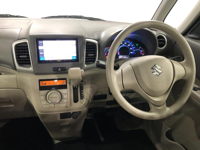 スペーシア G 走行81173キロ/車検整備付/ナビ/ETC 一年保証・走行距離無制限走行81173キロ 車検整備付 助手席エアバック ETC 純正カーペットマット アイドリングストップ ベンチシート(5枚目)