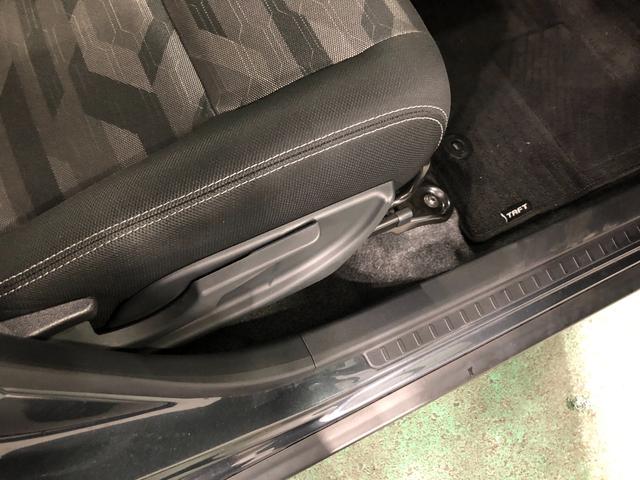 タフト Ｇターボ　ダーククロムベンチャー　走行４２８２３キロ　一年保証・走行距離無制限走行４２８２３キロ　車検整備付　サイドエアバック　クリアランスソナー　オートライト　ＬＥＤヘッドライト　アイドリングストップ　シートヒーター（15枚目）