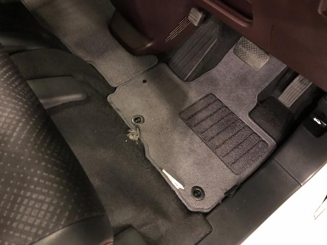 N-WGNカスタム G・ターボパッケージ 走行29097キロ/ナビ/バックカメラ 一年保証・走行距離無制限走行29097キロ フルセグナビ ブルートゥース バックカメラ ETC サイドエアバック オートライト HIDヘッドライト ベンチシート(18枚目)