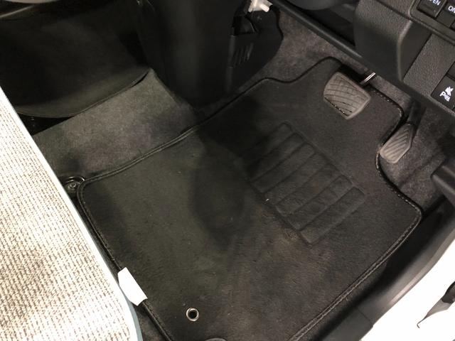 ムーヴキャンバス ストライプスＧターボ　走行２７９８キロ／シートヒーター　一年保証・走行距離無制限走行２７９８キロ　サイドエアバック　クリアランスソナー　オートマチックハイビーム　オートライト　ＬＥＤヘッドライト　ベンチシート　シートヒーター　両側電動スライドドア（18枚目）