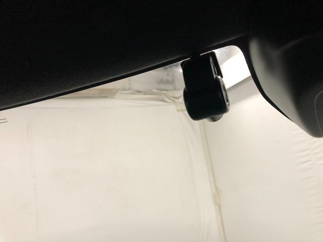 タント カスタムＲＳスタイルセレクション　修復歴／軽雹害／純正ナビ　１年保証距離無制限　走行距離６４４５５キロ　純正フルセグナビ　バックカメラ　ドラレコ　純正マット　サイドエアバッグ　ＬＥＤヘッドランプ　アイドリングストップ　シートヒーター　両側電動スライドドア（11枚目）