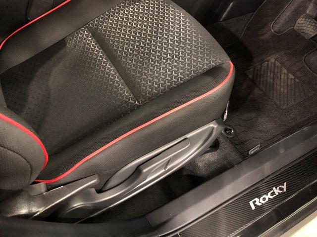 �ɂ݂̏o�₷���^�]�ȃV�[�g�̊p�A�t���A�}�b�g�A���ʁA�Ƃ��ɗǍD�ł�