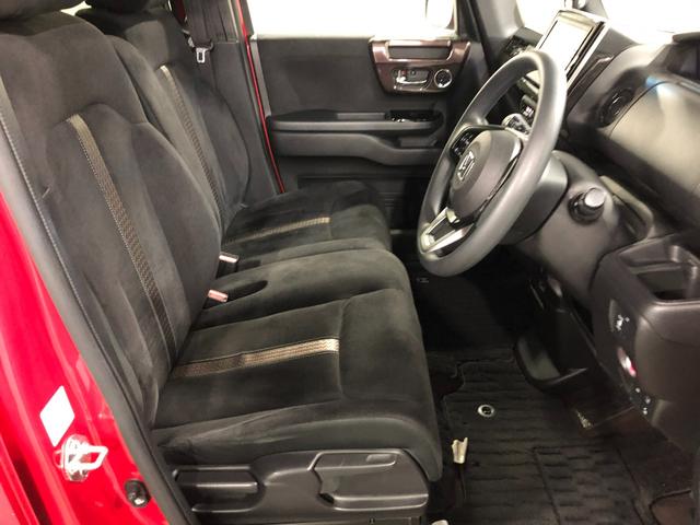 Ｎ－ＢＯＸカスタム Ｇ・Ｌホンダセンシング　走行２７９３２キロ／ナビ／ドラレコ　１年保証距離無制限　走行距離２７９３２キロ　フルセグナビ　バックカメラ　ブルートゥース　ドラレコ　純正マット　サイドエアバッグ　ＬＥＤヘッドランプ　片側電動スライドドア　プッシュボタンスタート（4枚目）