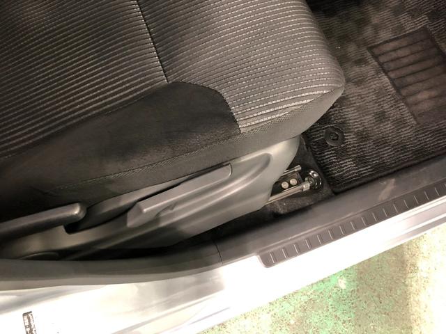 �ɂ݂̏o�₷���^�]�ȃV�[�g�̊p�A�t���A�}�b�g�A���ʁA�Ƃ��ɗǍD�ł�