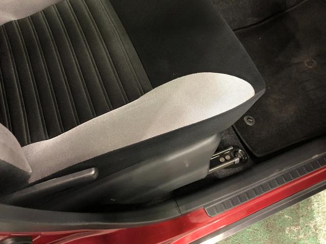 �ɂ݂̏o�₷���^�]�ȃV�[�g�̊p�A�t���A�}�b�g�A���ʁA�Ƃ��ɗǍD�ł�