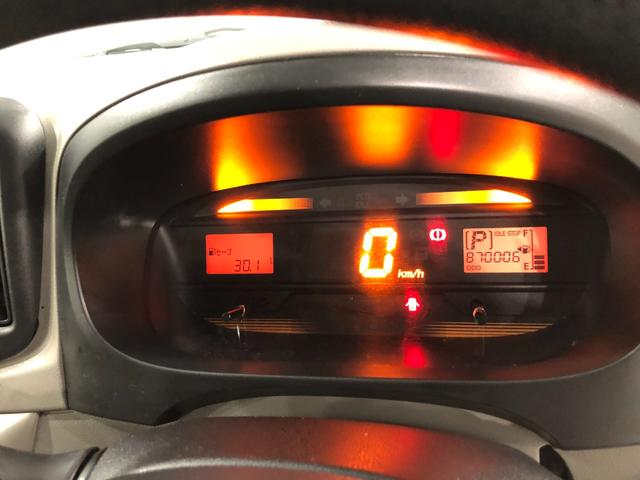 ミライース Ｌ　ＳＡ　走行２１４６１キロ／キーレス／ＣＤチューナー　一年保証・走行距離無制限走行２１４６１キロ　助手席エアバック　ＣＤチューナー　キーレス　アイドリングストップ　汎用マット（8枚目）