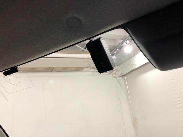 ルーミー カスタムＧ　走行８３１７０キロ／タイヤ４本交換／雹害／ナビ　一年保証・走行距離無制限走行８３１７０キロ　タイヤ４本交換　雹害　フルセグナビ　バックカメラ　ドラレコ　クリアランスソナー　オートライト　ＬＥＤヘッドライト　両側電動スライドドア（10枚目）