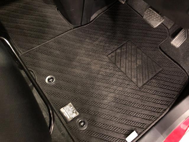 ルーミー カスタムＧ　走行８３１７０キロ／タイヤ４本交換／雹害／ナビ　一年保証・走行距離無制限走行８３１７０キロ　タイヤ４本交換　雹害　フルセグナビ　バックカメラ　ドラレコ　クリアランスソナー　オートライト　ＬＥＤヘッドライト　両側電動スライドドア（18枚目）