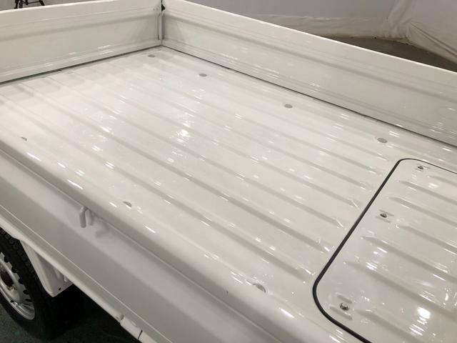 ハイゼットトラック スタンダード　ＭＴ車／走行５７４６キロ／クリアランスソナー　１年保証距離無制限　走行距離５７４６キロ　ＦＭＡＭラジオ　純正フロアマット　クリアランスソナー　オートライト　アイドリングストップ（28枚目）