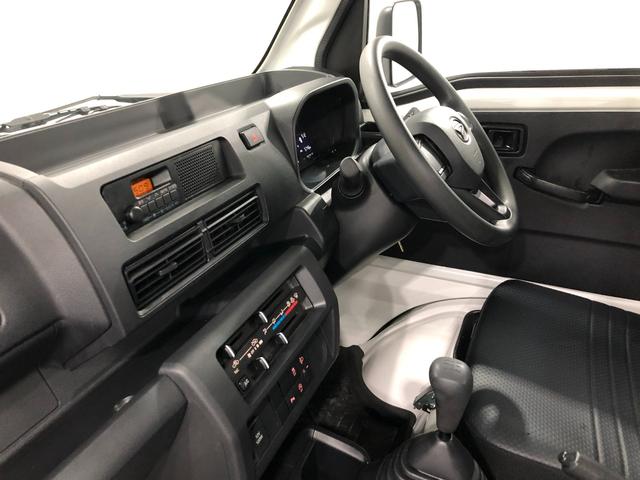 ハイゼットトラック スタンダード　ＭＴ車／走行５７４６キロ／クリアランスソナー　１年保証距離無制限　走行距離５７４６キロ　ＦＭＡＭラジオ　純正フロアマット　クリアランスソナー　オートライト　アイドリングストップ（32枚目）