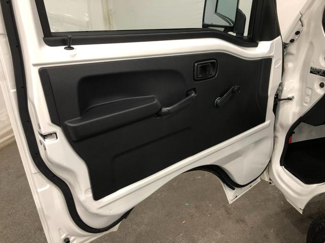 ハイゼットトラック スタンダード　ＭＴ車／走行５７４６キロ／クリアランスソナー　１年保証距離無制限　走行距離５７４６キロ　ＦＭＡＭラジオ　純正フロアマット　クリアランスソナー　オートライト　アイドリングストップ（35枚目）