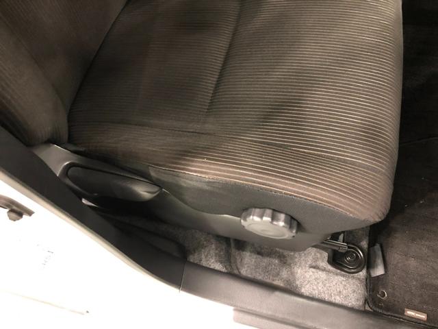 �ɂ݂̏o�₷���^�]�ȃV�[�g�̊p�A�t���A�}�b�g�A���ʁA�Ƃ��ɗǍD�ł�