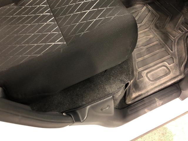 �ɂ݂̏o�₷���^�]�ȃV�[�g�̊p�A�t���A�}�b�g�A���ʁA�Ƃ��ɗǍD�ł�