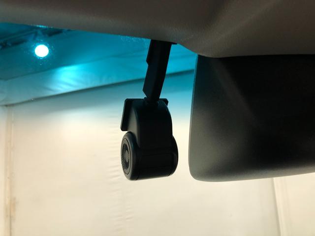 ハイゼットカーゴ クルーズターボＳＡＩＩＩ　タイヤ４本交換付　ナビ　ドラレコ　一年保証・走行距離無制限走行２７３１３キロ　フルセグナビ　ブルートゥース　バックカメラ　ドラレコ　ＥＴＣ　オートライト　ＬＥＤヘッドライト（6枚目）