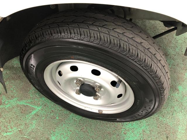 ハイゼットトラック エアコン・パワステ　スペシャル　４ＷＤ／走行４５８１８キロ　１年保証距離無制限　走行距離４５８１８キロ　４ＷＤ　純正フロアマット　助手席エアバッグ　マニュアルエアコン　スペアキー　メンテナンスノート（31枚目）