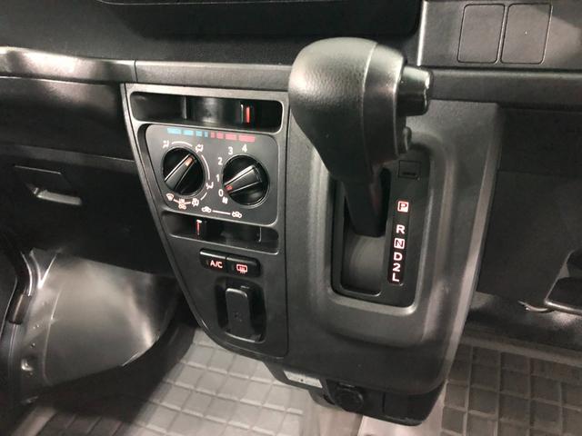 ハイゼットカーゴ デラックスＳＡＩＩＩ　車検整備付／走行５２１９０キロ　一年保証・走行距離無制限　走行５２１９０キロ　助手席エアバック　オートライト　ＬＥＤヘッドランプ　オートマチックハイビーム　アイドリングストップ（14枚目）