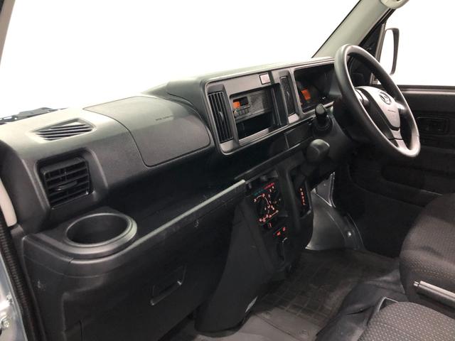 ハイゼットカーゴ デラックスＳＡＩＩＩ　車検整備付／走行５２１９０キロ　一年保証・走行距離無制限　走行５２１９０キロ　助手席エアバック　オートライト　ＬＥＤヘッドランプ　オートマチックハイビーム　アイドリングストップ（32枚目）