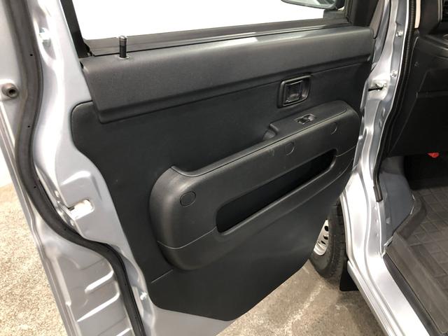 ハイゼットカーゴ デラックスＳＡＩＩＩ　車検整備付／走行５２１９０キロ　一年保証・走行距離無制限　走行５２１９０キロ　助手席エアバック　オートライト　ＬＥＤヘッドランプ　オートマチックハイビーム　アイドリングストップ（34枚目）