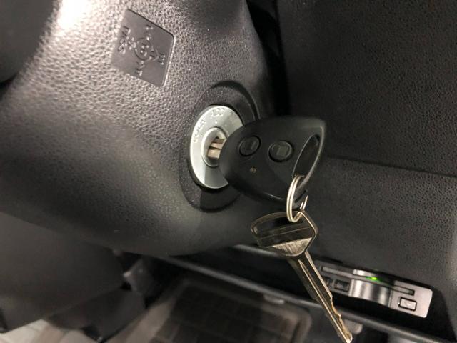 ハイゼットカーゴ デラックスＳＡＩＩＩ　車検整備付／走行５２１９０キロ　一年保証・走行距離無制限　走行５２１９０キロ　助手席エアバック　オートライト　ＬＥＤヘッドランプ　オートマチックハイビーム　アイドリングストップ（44枚目）