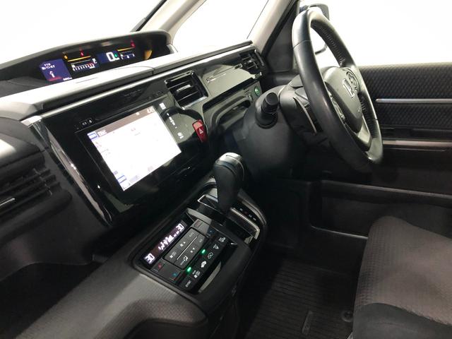 ステップワゴンスパーダ スパーダ ホンダセンシング 修復歴/走行48963キロ/ナビ 1年保証距離無制限 走行距離48963キロ ワンセグナビ バックカメラ ブルートゥース 純正マット サイドエアバッグ LEDヘッドランプ 両側電動スライドドア(31枚目)