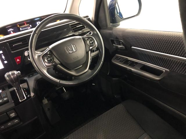 ステップワゴンスパーダ スパーダ ホンダセンシング 修復歴/走行48963キロ/ナビ 1年保証距離無制限 走行距離48963キロ ワンセグナビ バックカメラ ブルートゥース 純正マット サイドエアバッグ LEDヘッドランプ 両側電動スライドドア(40枚目)