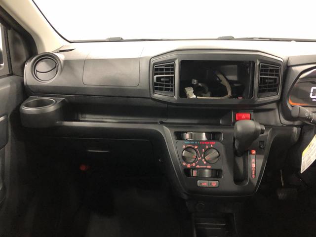 ミライース L SAIII 走行3243キロ/クリアランスソナー 一年保証・走行距離無制限 走行3243キロ 助手席エアバック オートライト オートマチックハイビーム クリアランスソナー アイドリングストップ(6枚目)