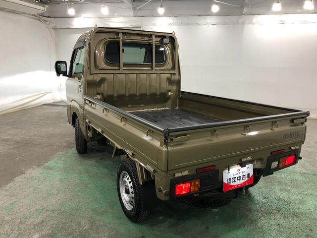 ハイゼットトラック ＥＸＴ　車検整備付／走行４５８９３キロ／ＣＤチューナー　１年保証距離無制限　走行距離４５８９３キロ　車検整備付　ＣＤチューナー　純正フロアマット　クリアランスソナー　オートライト　ＬＥＤヘッドランプ　アイドリングストップ　荷台作業灯　電動格納式ドアミラー（16枚目）