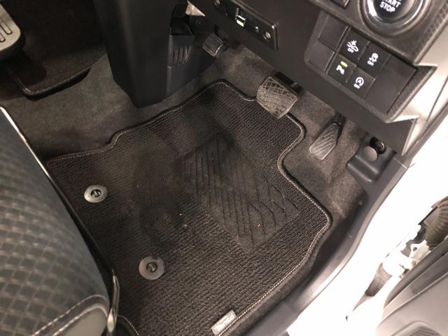 タント ウェルカムシートリフト　カスタムＲＳスタイルセレセレクション　一年保証・走行距離無制限走行２４１５８キロ　フルセグナビ　ＥＴＣ　ブルートゥース　バックカメラ　ドラレコ　クリアランスソナー　ＬＥＤヘッドライト　シートヒーター　両側電動スライドドア（18枚目）