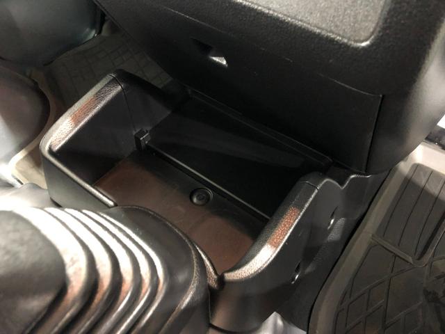 ハイゼットトラック EXT 走行55053キロ/MT/CDチューナー/荷台作業灯 1年保証距離無制限 走行距離55053キロ マニュアル CDチューナー 純正フロアマット 助手席エアバッグ キーレスエントリー 荷台作業灯 ドリンクホルダー キーレスエントリー(45枚目)