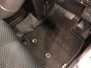 嬉しい純正フロアマット付き♪ 状態も良好です(^^♪