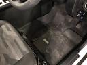 嬉しい純正フロアマット付き♪　状態も良好です（＾＾♪