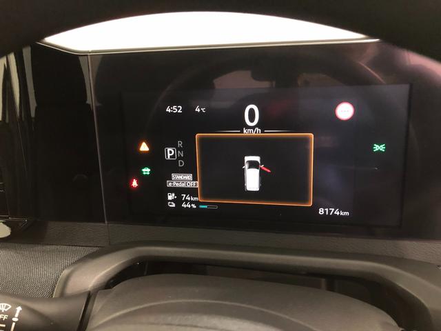 Ｘ　１年保証・距離無制限　ワンオーナー　走行０．８万キロ　新車保証継承　ＣａｒＰｌａｙ／ＡｎｄｒｏｉｄＡｕｔｏ対応純正オーディオ　オーディオ連動ドラレコ　アラウンドビューモニター(8枚目)