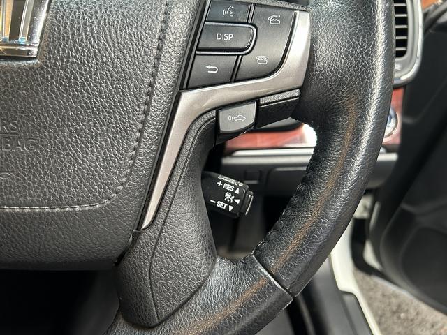 クラウンハイブリッド ロイヤルサルーン　（禁煙車）（メーカーＨＤＤナビ）（レーダークルーズコントロール）（コーナーセンサー）（シートヒーター）（パワーシート）（バックカメラ）（ビルトインＥＴＣ）（フルセグＴＶ）（純正１６インチＡＷ）（38枚目）
