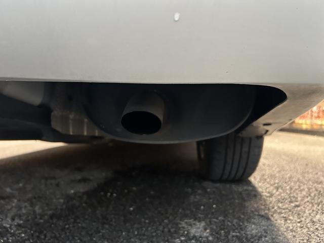 クラウンハイブリッド ロイヤルサルーン　（禁煙車）（メーカーＨＤＤナビ）（レーダークルーズコントロール）（コーナーセンサー）（シートヒーター）（パワーシート）（バックカメラ）（ビルトインＥＴＣ）（フルセグＴＶ）（純正１６インチＡＷ）（59枚目）