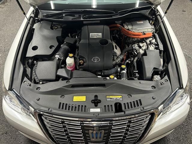 クラウンハイブリッド ロイヤルサルーン　（ワンオーナー）（禁煙車）（ベージュ本革シート）（メーカーナビ）（レーダークルーズコントロール）（コーナーセンサー）（パワーシート）（シートヒーター＆クーラー）（バックカメラ）（純正１６インチＡＷ）（52枚目）