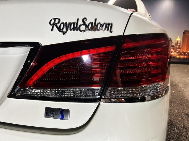 クラウンハイブリッド ロイヤルサルーン　（ワンオーナー）（禁煙車）（ベージュ本革シート）（メーカーナビ）（レーダークルーズコントロール）（コーナーセンサー）（パワーシート）（シートヒーター＆クーラー）（バックカメラ）（純正１６インチＡＷ）（58枚目）