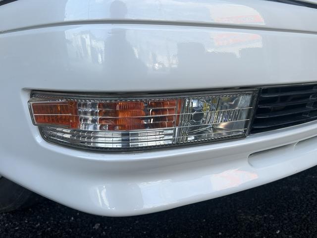 クラウン ロイヤルサルーン　（禁煙車）（後期型）（メーカーＤＶＤナビ）（パワーシート）（後席スイッチ）（ＥＴＣ）（キーレースキー）（オートライト）（ＣＤ再生）（純正１５インチＡＷ）（22枚目）
