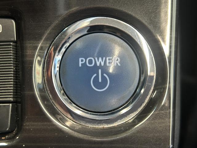 クラウンハイブリッド アスリートS (禁煙車)(後期型)(メーカーSDナビ)(レーダクルーズコントロール)(パワーシート)(シートヒーター)(コーナーセンサー)(バックカメラ)(ビルトインETC)(フルセグ)(純正17インチAW)(13枚目)