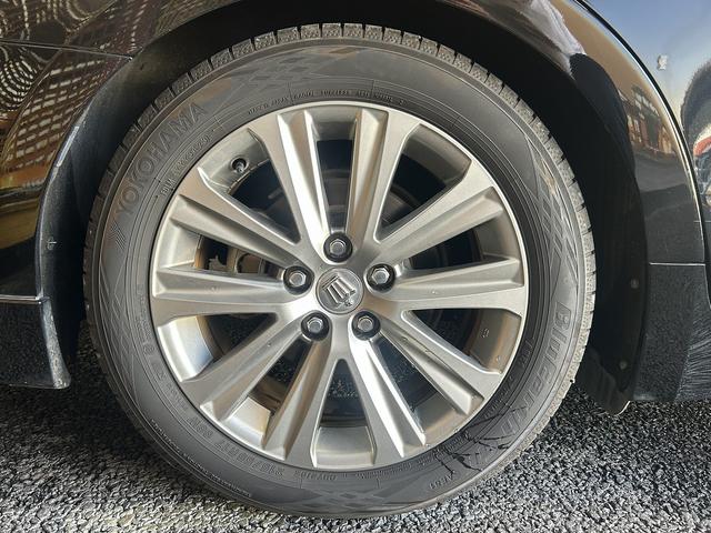 クラウンハイブリッド アスリートS (禁煙車)(後期型)(メーカーSDナビ)(レーダクルーズコントロール)(パワーシート)(シートヒーター)(コーナーセンサー)(バックカメラ)(ビルトインETC)(フルセグ)(純正17インチAW)(30枚目)