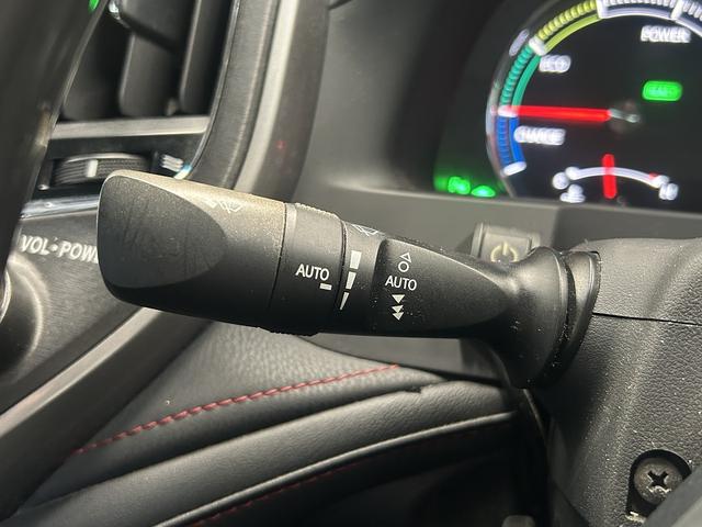 クラウンハイブリッド アスリートS (禁煙車)(後期型)(メーカーSDナビ)(レーダクルーズコントロール)(パワーシート)(シートヒーター)(コーナーセンサー)(バックカメラ)(ビルトインETC)(フルセグ)(純正17インチAW)(38枚目)