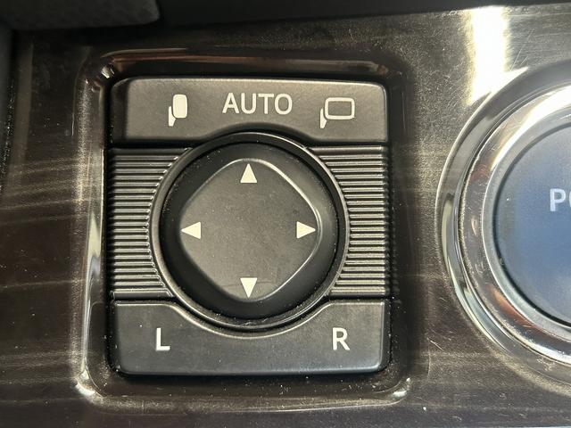 クラウンハイブリッド アスリートS (禁煙車)(後期型)(メーカーSDナビ)(レーダクルーズコントロール)(パワーシート)(シートヒーター)(コーナーセンサー)(バックカメラ)(ビルトインETC)(フルセグ)(純正17インチAW)(41枚目)