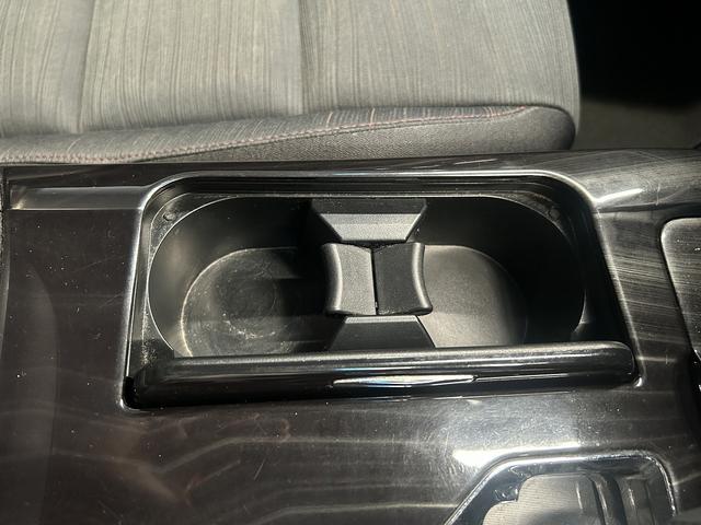 クラウンハイブリッド アスリートS (禁煙車)(後期型)(メーカーSDナビ)(レーダクルーズコントロール)(パワーシート)(シートヒーター)(コーナーセンサー)(バックカメラ)(ビルトインETC)(フルセグ)(純正17インチAW)(45枚目)