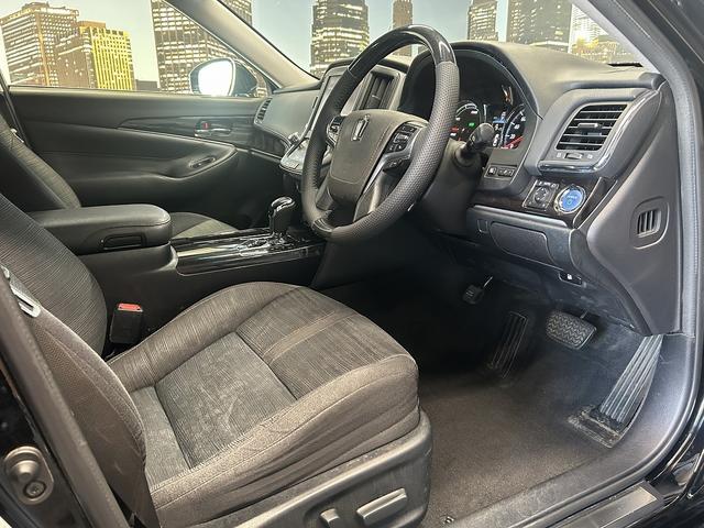 クラウンハイブリッド アスリートS (禁煙車)(後期型)(メーカーSDナビ)(レーダクルーズコントロール)(パワーシート)(シートヒーター)(コーナーセンサー)(バックカメラ)(ビルトインETC)(フルセグ)(純正17インチAW)(48枚目)