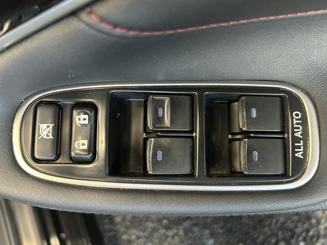 クラウンハイブリッド アスリートS (禁煙車)(後期型)(メーカーSDナビ)(レーダクルーズコントロール)(パワーシート)(シートヒーター)(コーナーセンサー)(バックカメラ)(ビルトインETC)(フルセグ)(純正17インチAW)(50枚目)