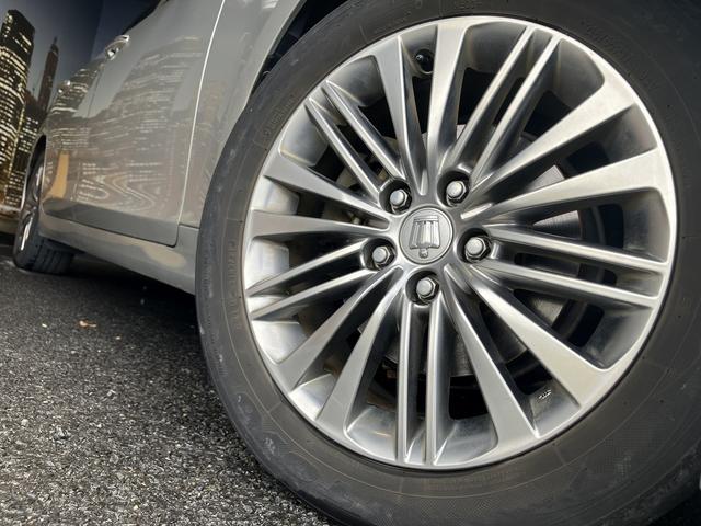 TOYOTA CROWN HYBRID ROYAL SALOON G