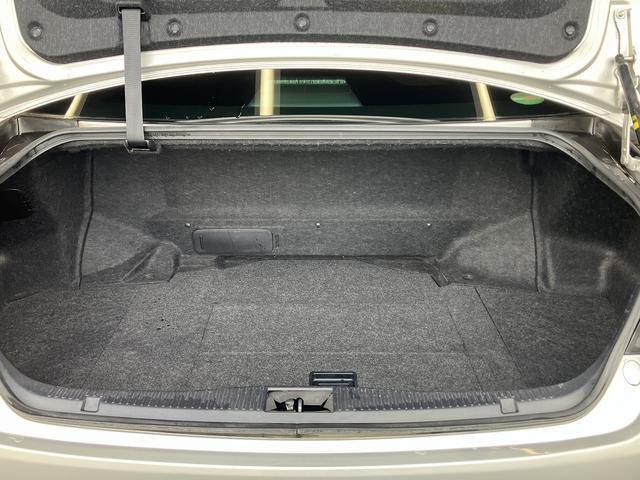 TOYOTA CROWN HYBRID ROYAL SALOON G