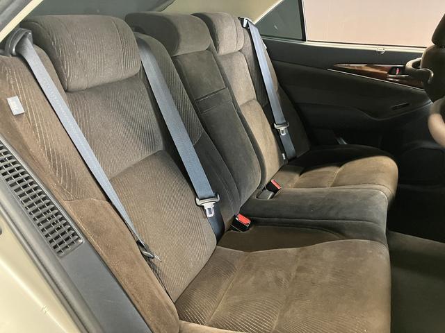 TOYOTA CROWN HYBRID ROYAL SALOON G