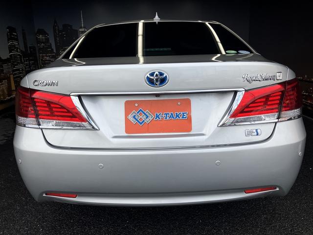 TOYOTA CROWN HYBRID ROYAL SALOON G