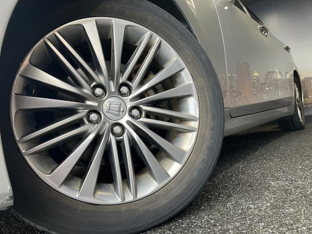 TOYOTA CROWN HYBRID ROYAL SALOON G