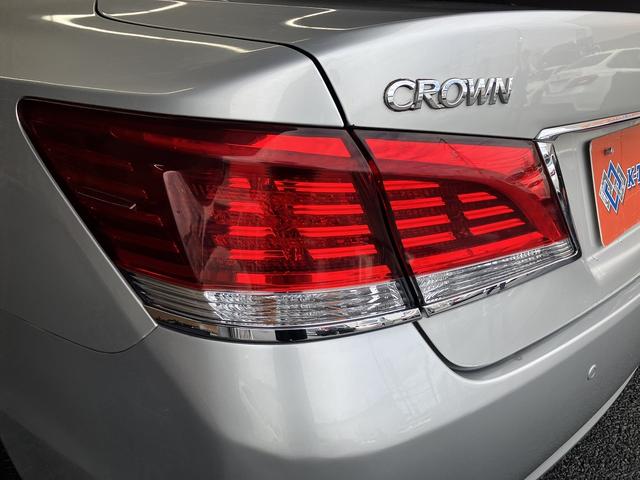 TOYOTA CROWN HYBRID ROYAL SALOON G